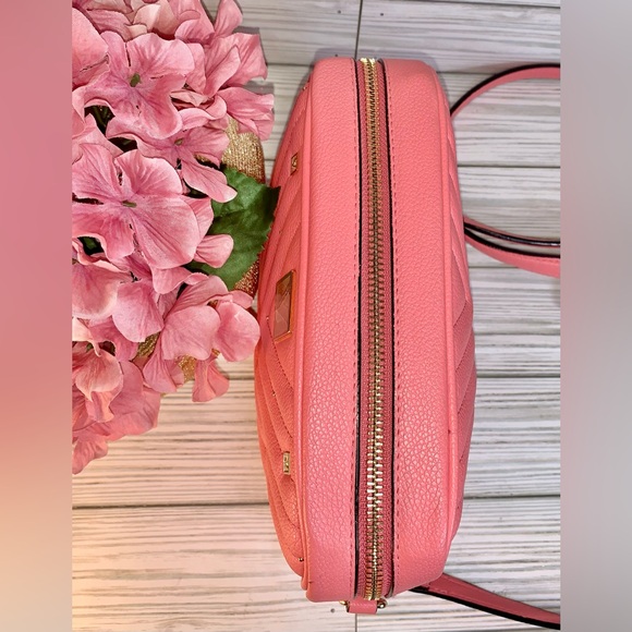 SoldVictorias Secret Matching Crossbody Handbag & Bifold Keychain Wallet Salmon - Picture 3 of 14